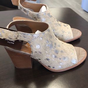 Brand new Trask Wedges - $100 off